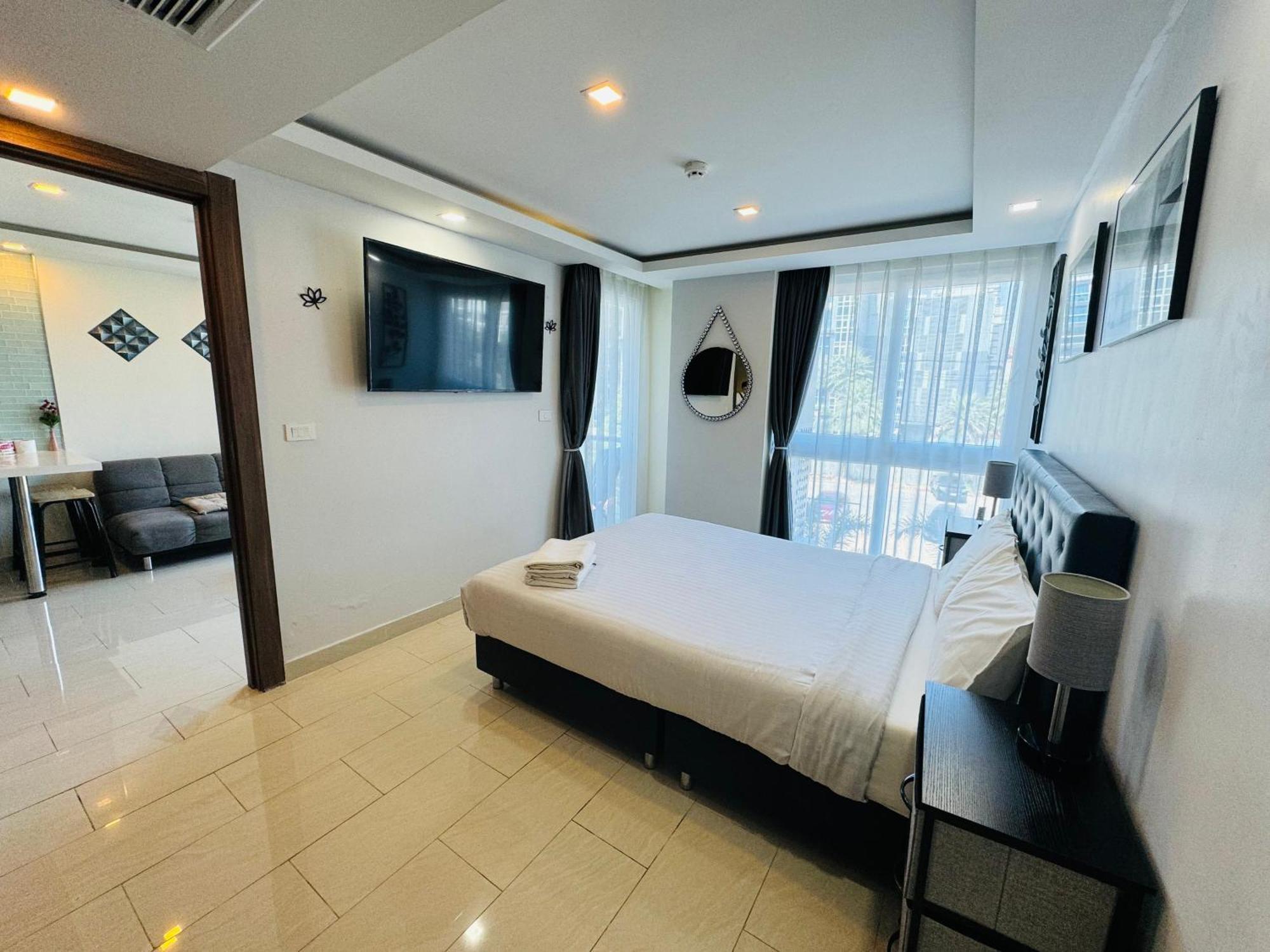 Grand Avenue Conde Pattaya Daire Dış mekan fotoğraf