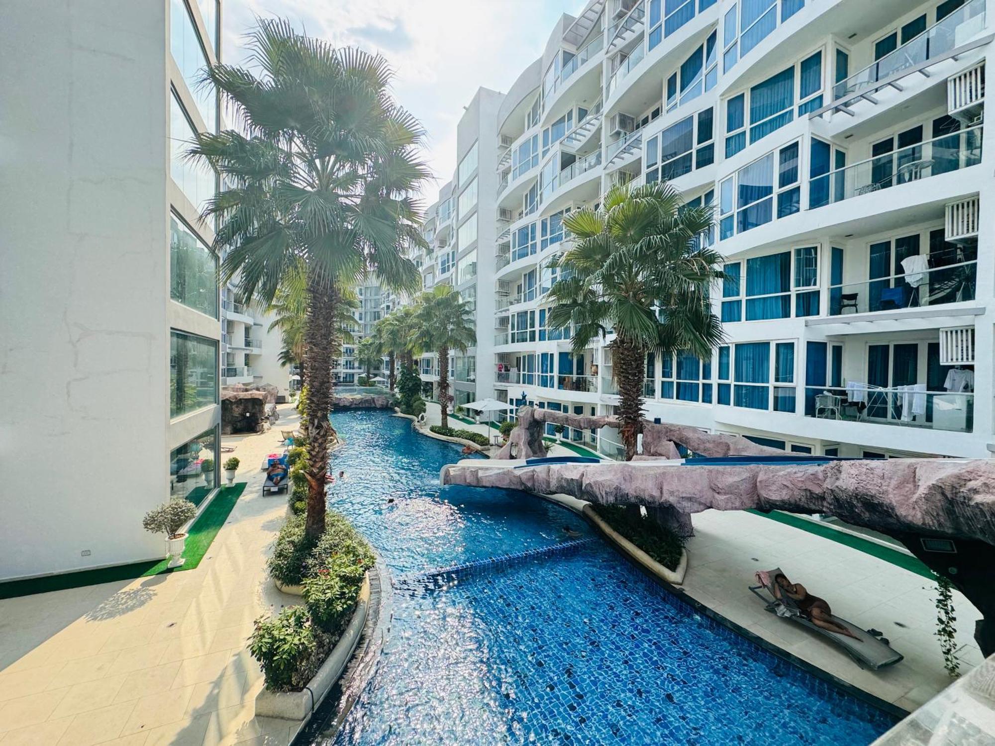 Grand Avenue Conde Pattaya Daire Dış mekan fotoğraf