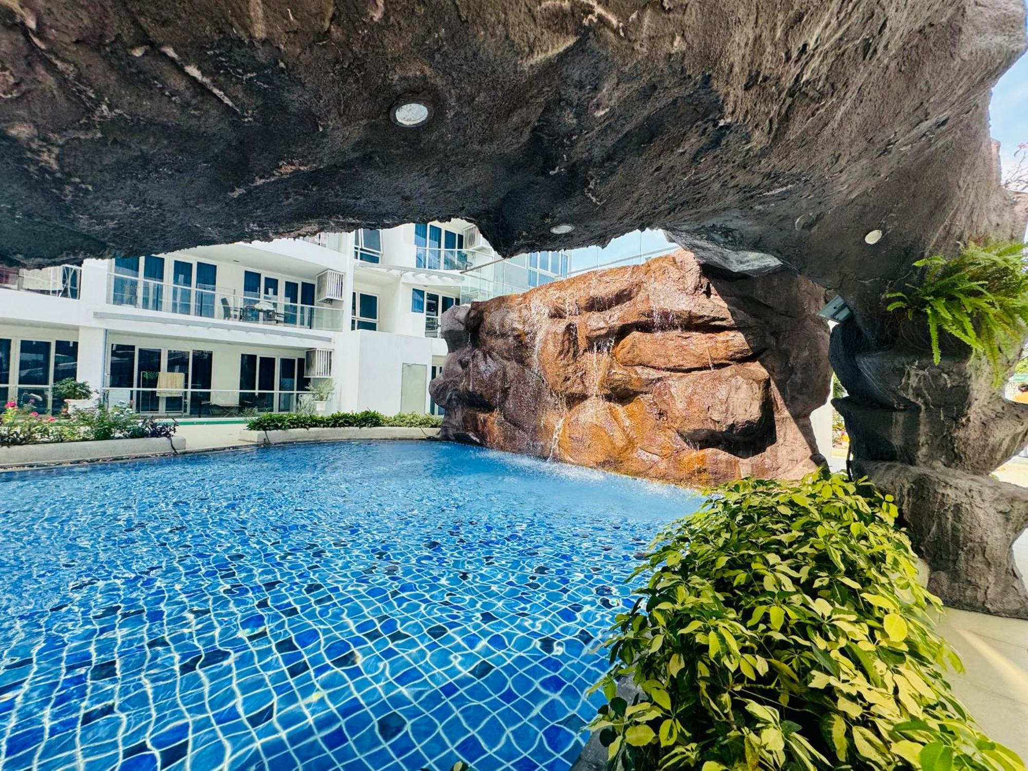 Grand Avenue Conde Pattaya Daire Dış mekan fotoğraf